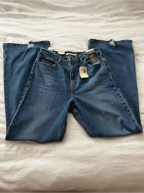 NWT Levi’s 70s High Flare Jeans